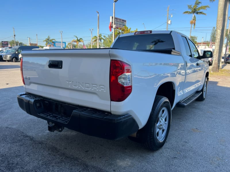 Toyota Tundra 2019 price $17,999