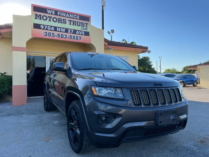 Jeep Grand Cherokee 2015 price $13,999