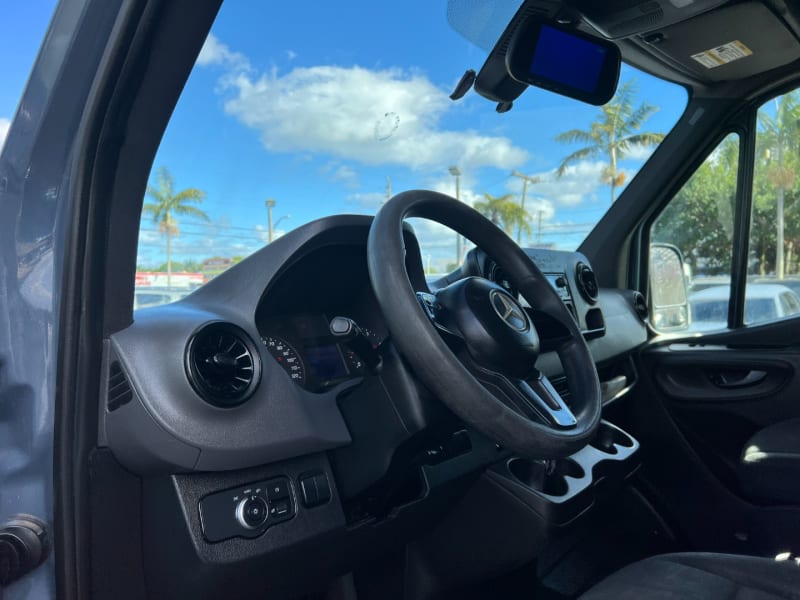 Mercedes-Benz Sprinter Van 2019 price $25,999