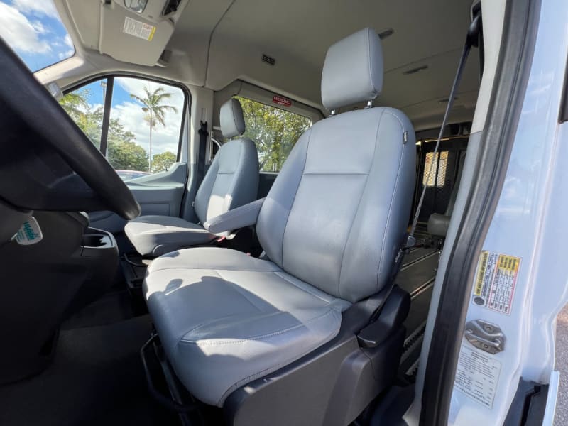 Ford Transit Wagon Handycap 2015 price $15,999