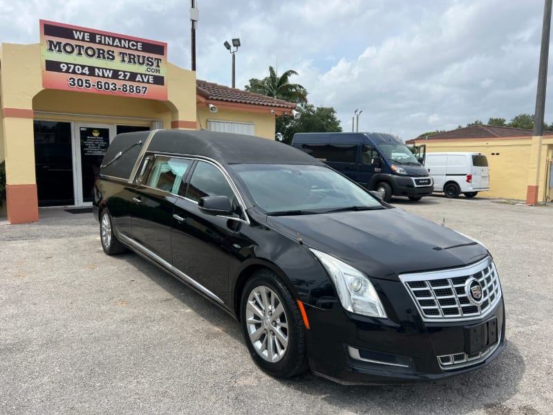 Cadillac XTS 2015 price $32,999