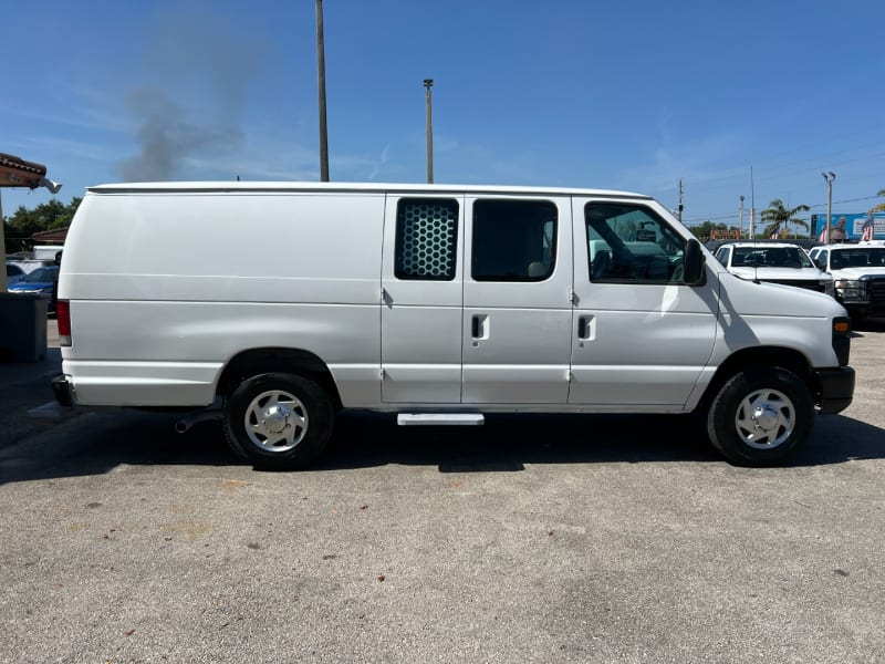 Ford Econoline Cargo Van 2010 price $8,999