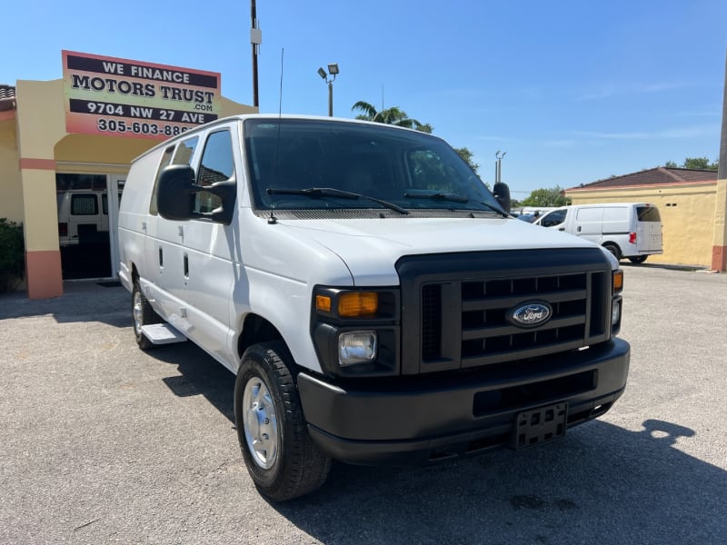 Ford Econoline Cargo Van 2010 price $8,999