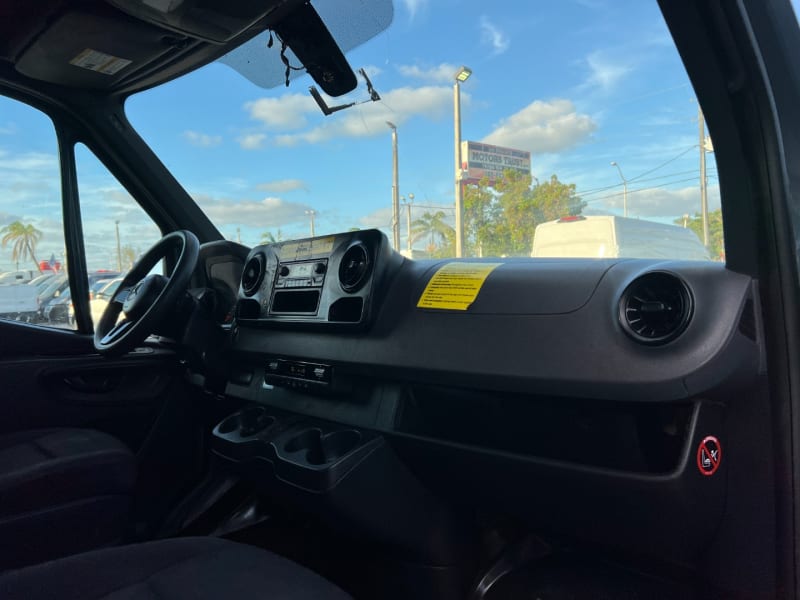 Mercedes-Benz Sprinter Van 2019 price $25,900