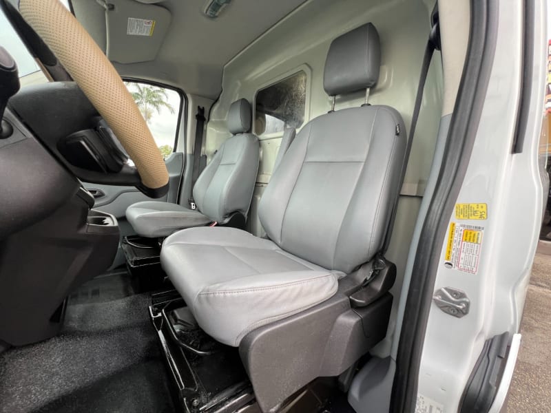 Ford Transit Cargo Van 2016 price $11,499