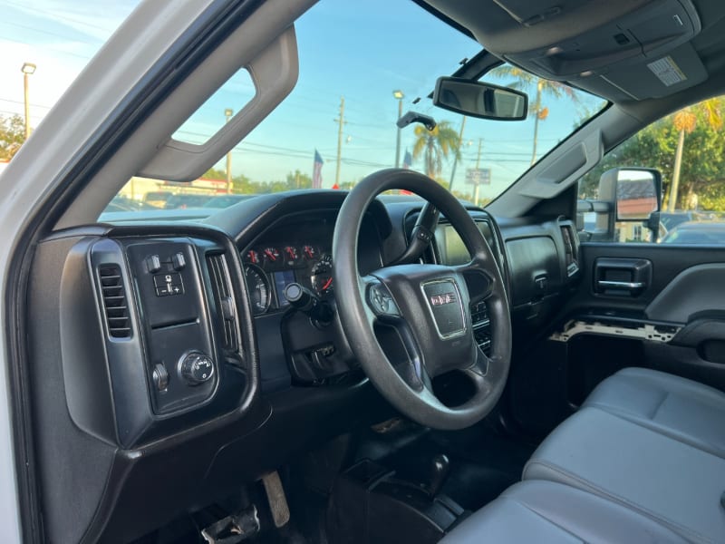 GMC Sierra 3500HD CC 2019 price $27,700