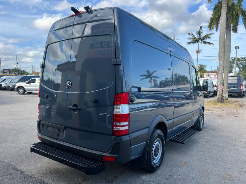 Mercedes-Benz Sprinter Cargo Van 2018 price $16,999