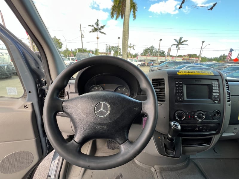 Mercedes-Benz Sprinter Cargo Van 2018 price $16,999