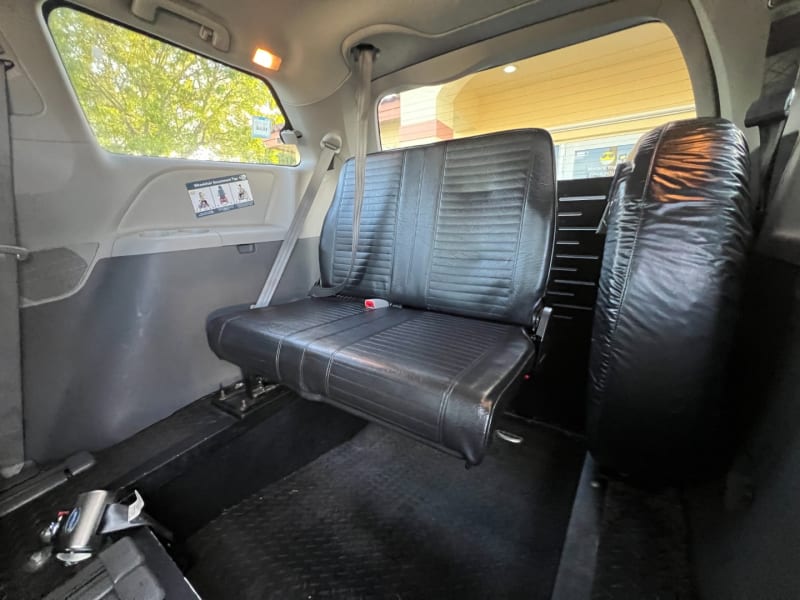 Toyota Sienna 2020 price $26,499