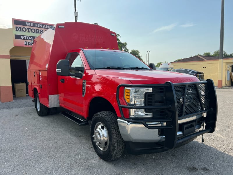 Ford Super Duty F-350 DRW 2017 price $19,499