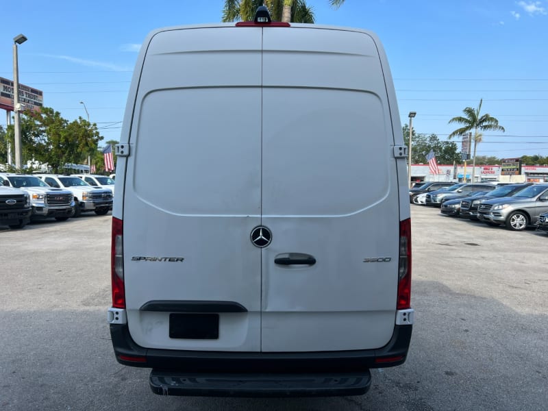 Mercedes-Benz Sprinter Cargo Van 2019 price $31,900