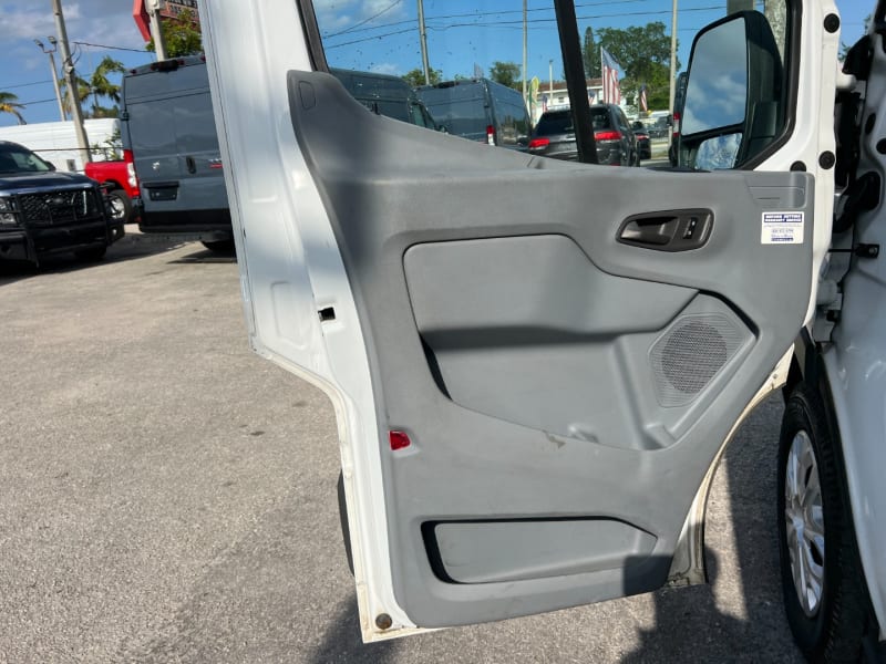 Ford Transit Wagon 2015 price $18,999