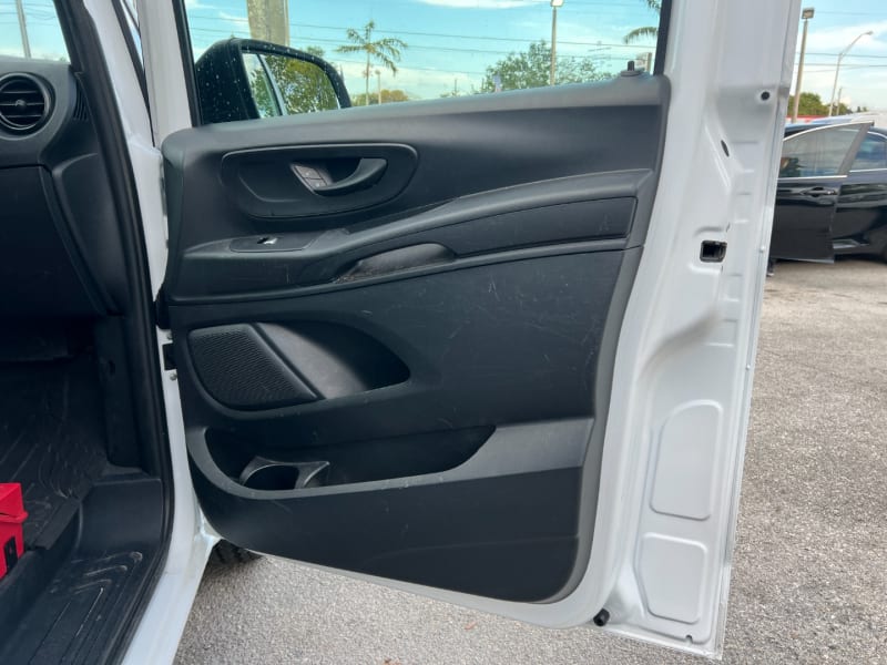 Mercedes-Benz Metris Cargo Van 2019 price $11,499