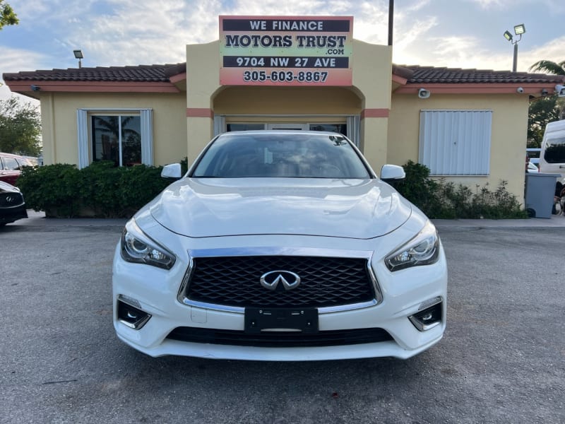 Infiniti Q50 2018 price $13,299