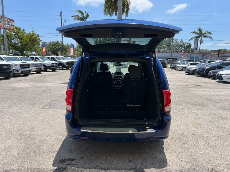 Dodge Grand Caravan 2019 price $11,599