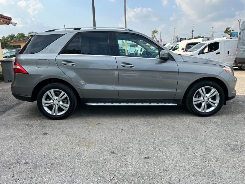 Mercedes-Benz M-Class 2014 price $11,899