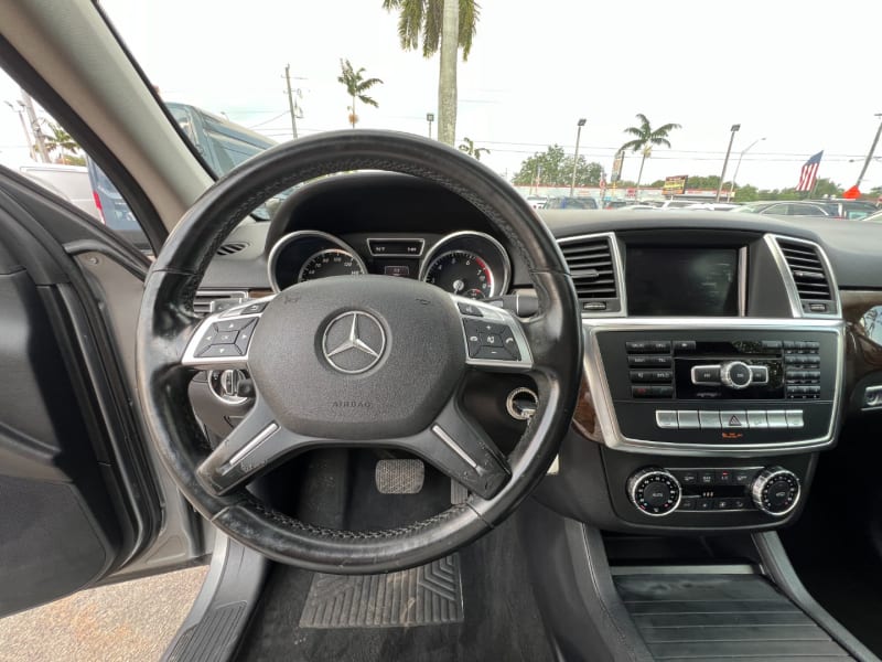 Mercedes-Benz M-Class 2014 price $11,899