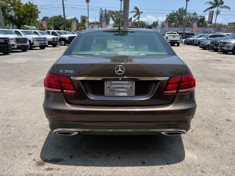 Mercedes-Benz E-Class 2016 price $12,599