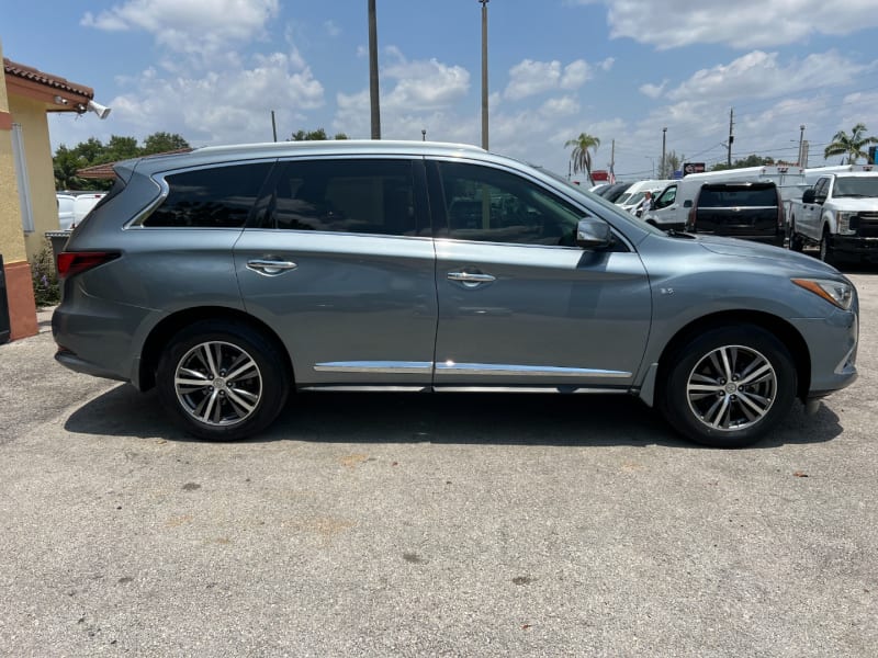 Infiniti QX60 2016 price $10,299