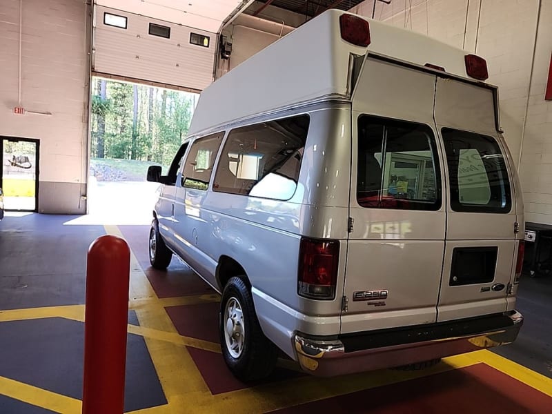 Ford Econoline Cargo Van 2014 price $10,900