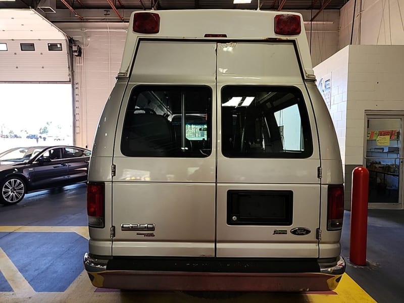 Ford Econoline Cargo Van 2014 price $10,900