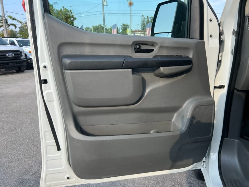 Nissan NV Cargo 2018 price $12,900