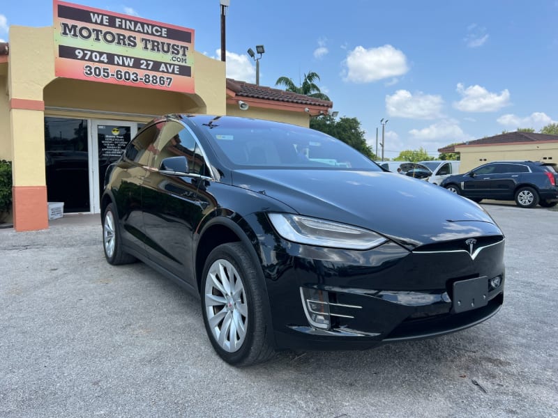 Tesla Model X 2017 price $28,499