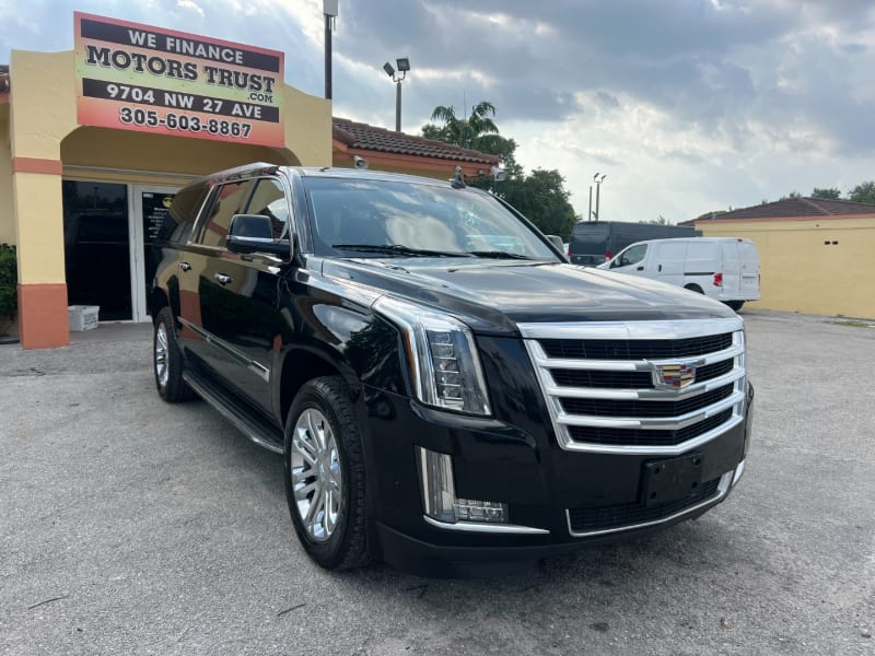 Cadillac Escalade ESV 2018 price $18,499