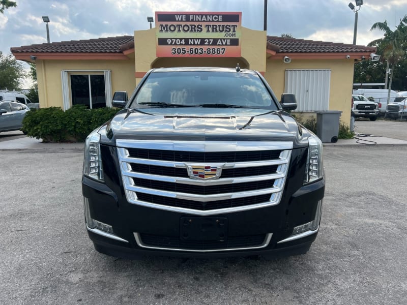 Cadillac Escalade ESV 2018 price $18,499