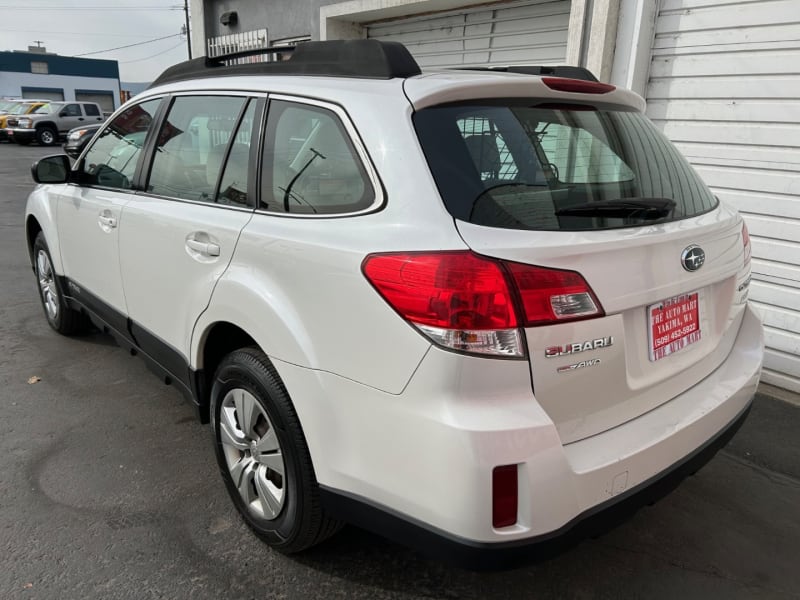 Subaru Outback 2013 price $7,995