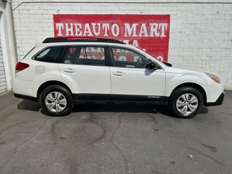 Subaru Outback 2013 price $7,995