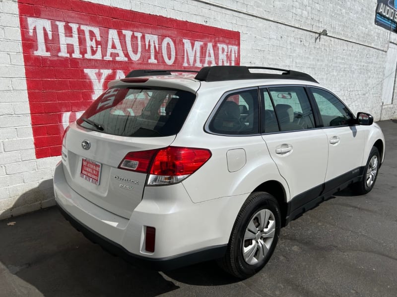 Subaru Outback 2013 price $7,995