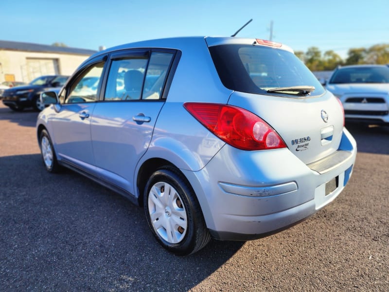 Nissan Versa 2010 price $5,950