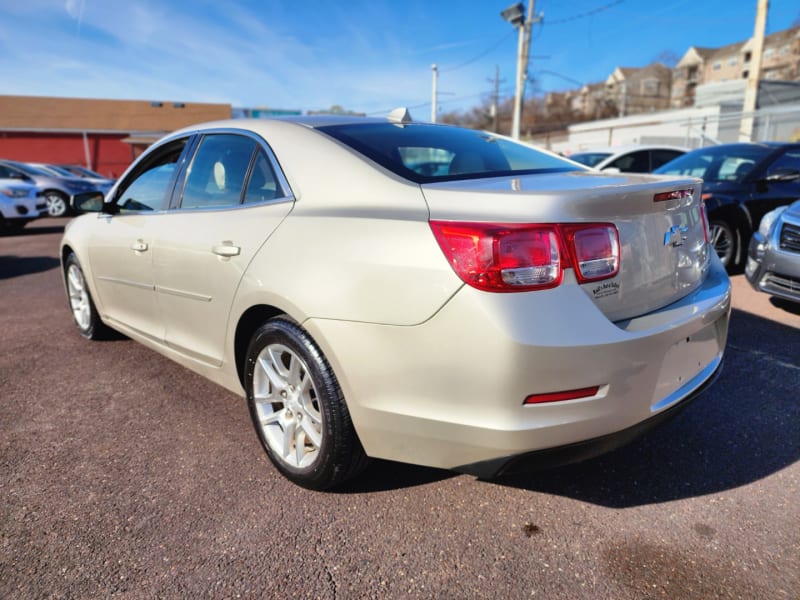 Chevrolet Malibu 2013 price $8,995