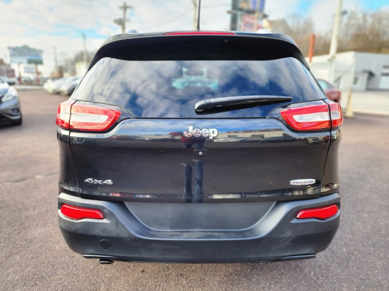 Jeep Cherokee 2015 price $12,450