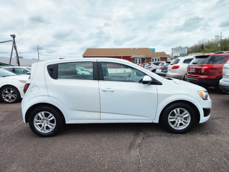 Chevrolet Sonic 2013 price $8,425