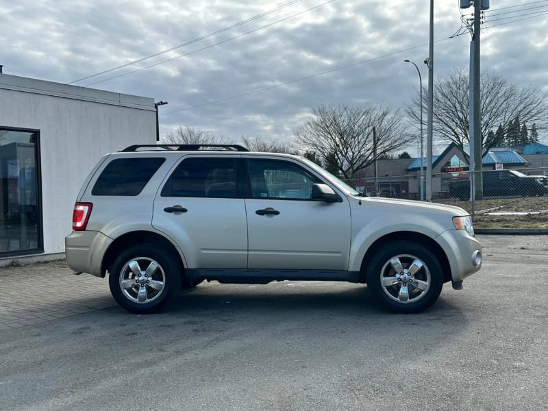 Ford Escape 2011 price $8,869