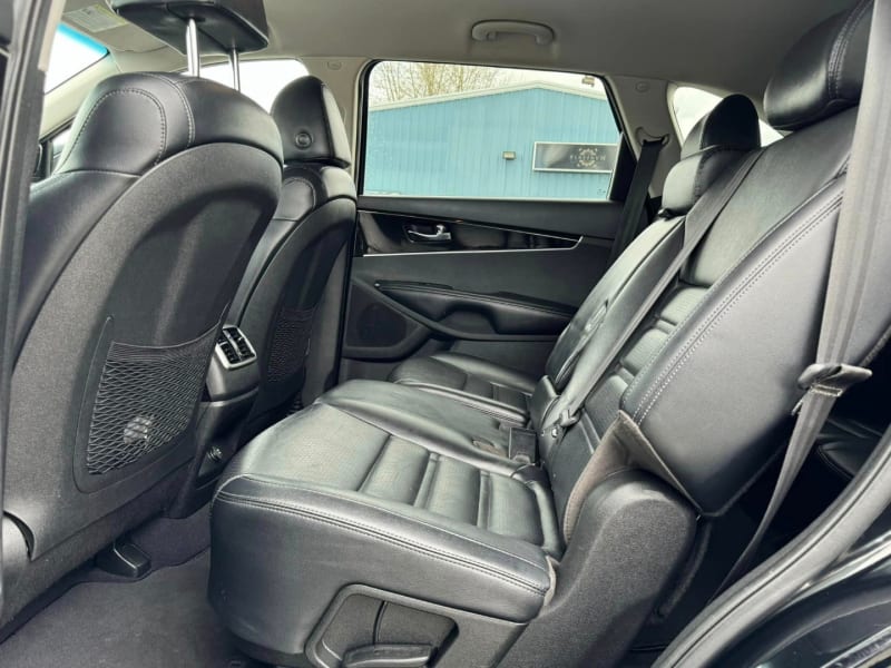 Kia Sorento 2019 price $18,869