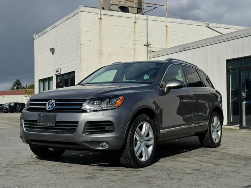 Volkswagen Touareg 2013 price $20,869