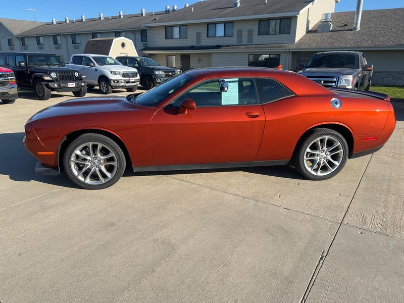 DODGE CHALLENGER 2022 price $31,995