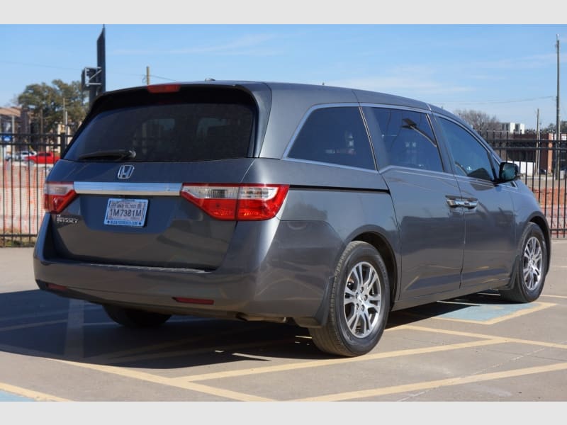 Honda Odyssey 2012 price $10,777