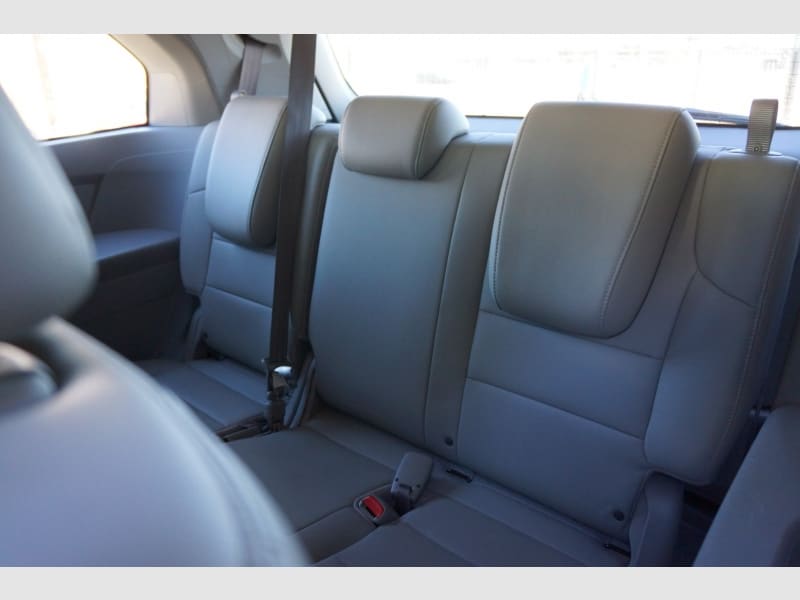 Honda Odyssey 2012 price $10,777