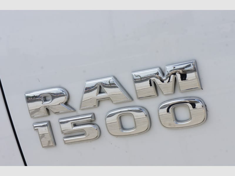 Dodge Ram 1500 2018 price $15,977