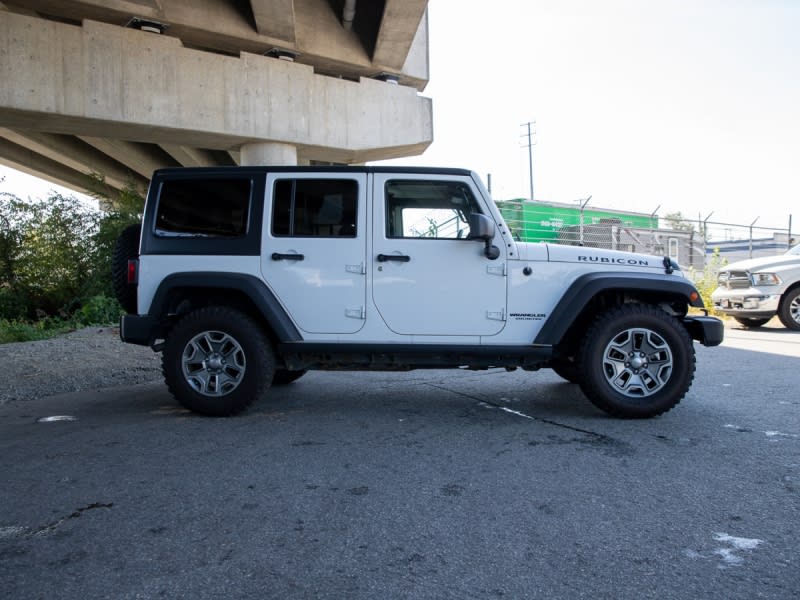 Jeep Wrangler Unlimited 2015 price $36,987