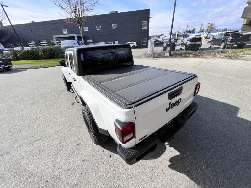 Jeep Gladiator 2022 price $83,900