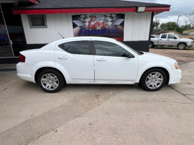 Dodge Avenger 2014 price $7,900