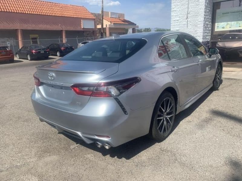 Toyota Camry 2021 price $23,700