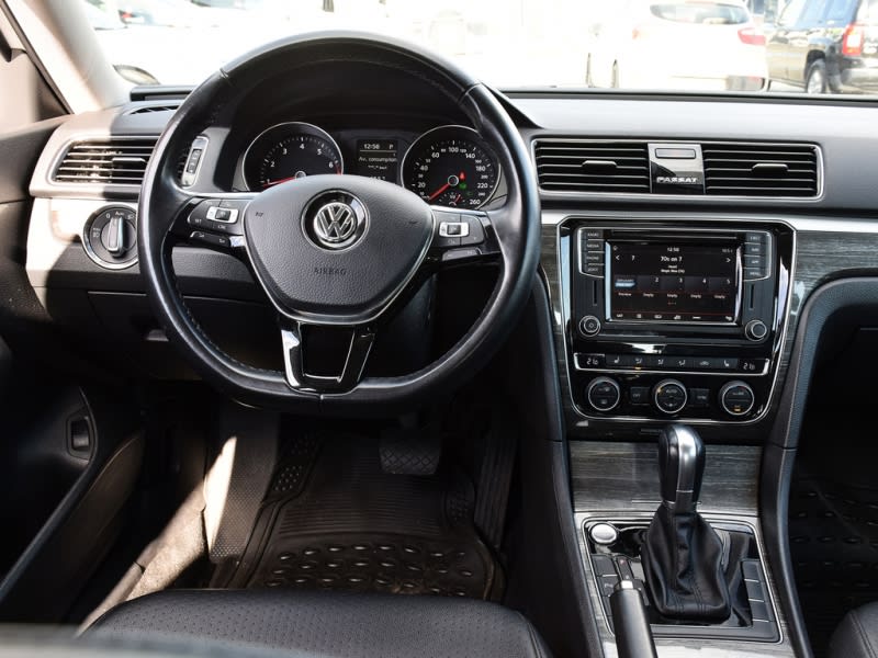 Volkswagen Passat 2018 price $23,888