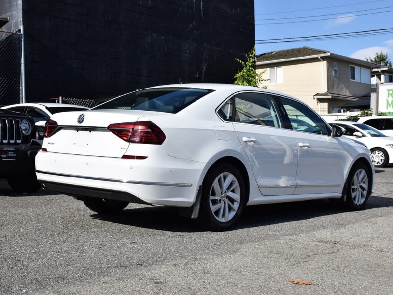 Volkswagen Passat 2018 price $23,888