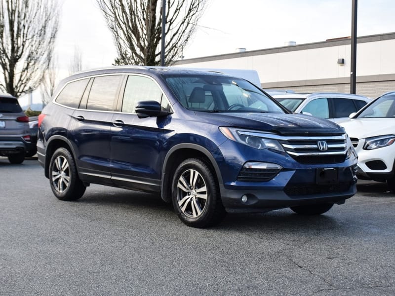 Honda Pilot 2017 price $29,888